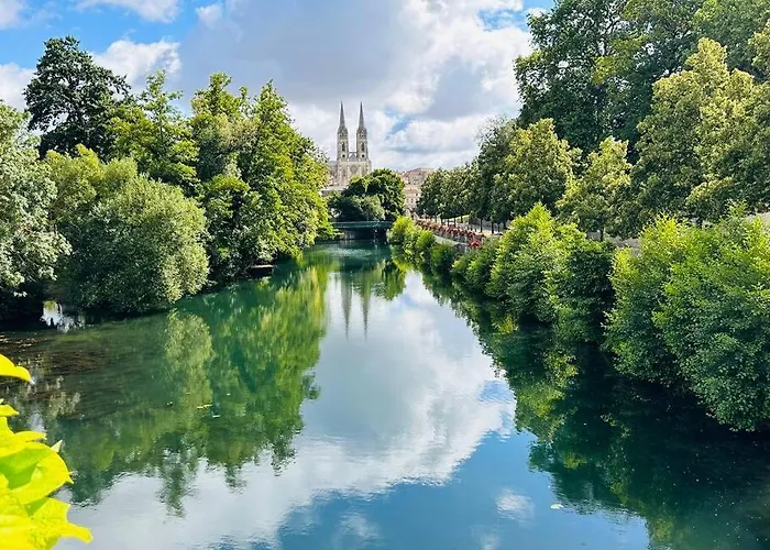 Bel Appartement, Port Boinot, Avec Parking A Deux Pas *