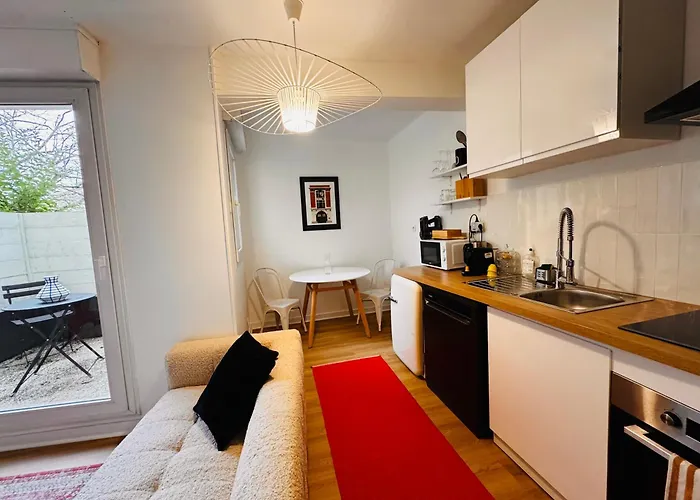 Bel Appartement, Port Boinot, Avec Parking A Deux Pas Apartment *